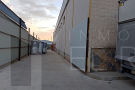 D´occasion - Local industrielle - Torrevieja