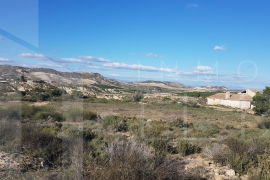 Resale - Rustic land - Torremendo