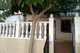 Resale - Terraced house - Pilar de la Horadada - Mil Palmeras