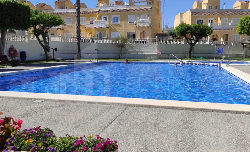 Holidays let - Terraced house - Alicante