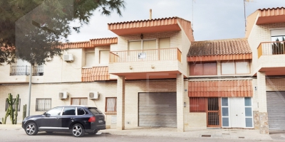 Casa de Pueblo - Segunda Mano - San Isidro - San Isidro