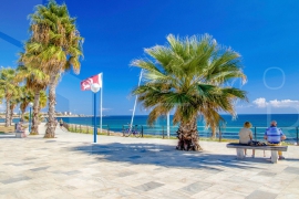 Resale - Semi detached villa - Orihuela Costa - Playa Flamenca